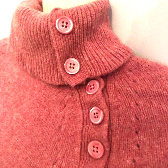 Club Monaco Lamb’s Wool Sweater - Picture 4 of 5